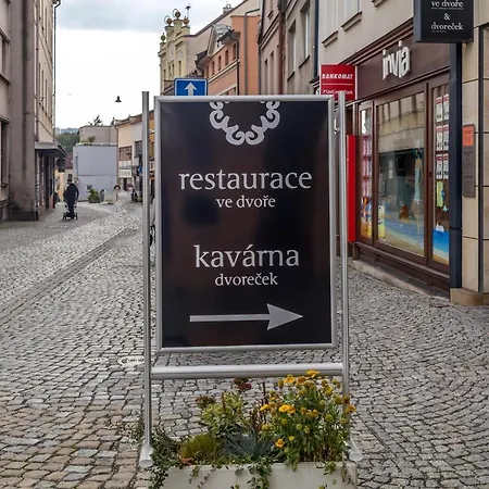 Pensjonat Na Namesti Dvůr Králové nad Labem