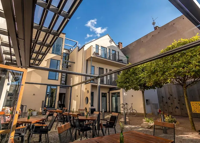 Na Namesti 게스트하우스 4*